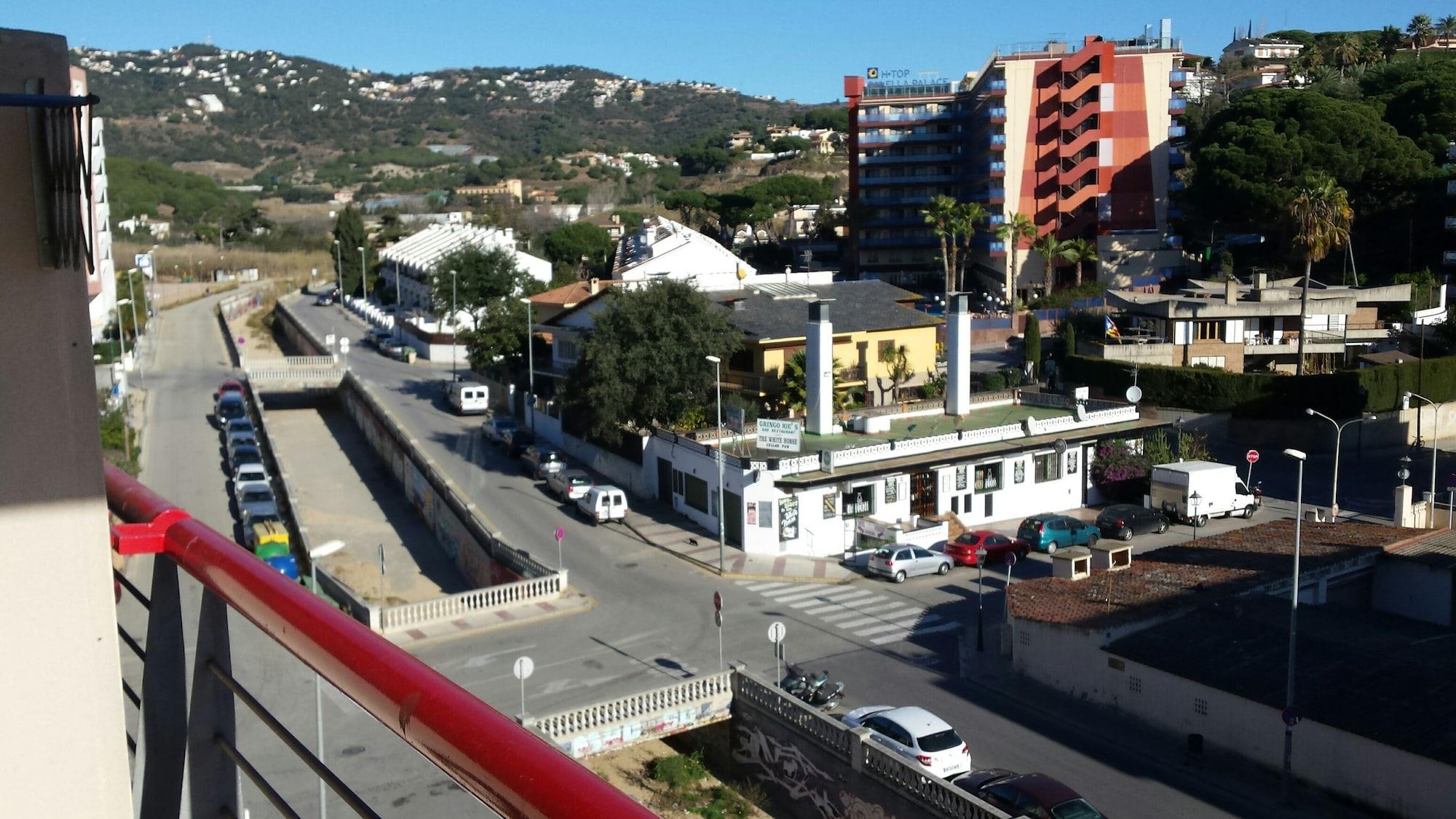 Mar Blau Apartamentos Calella Eksteriør billede